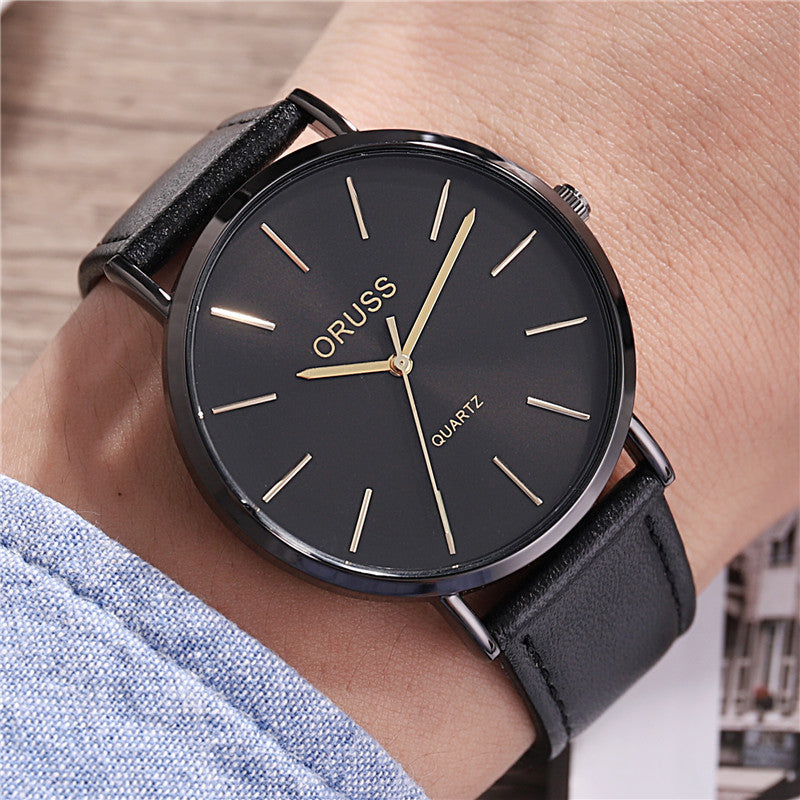 Montre-bracelet ultra-mince de luxe légère pour homme