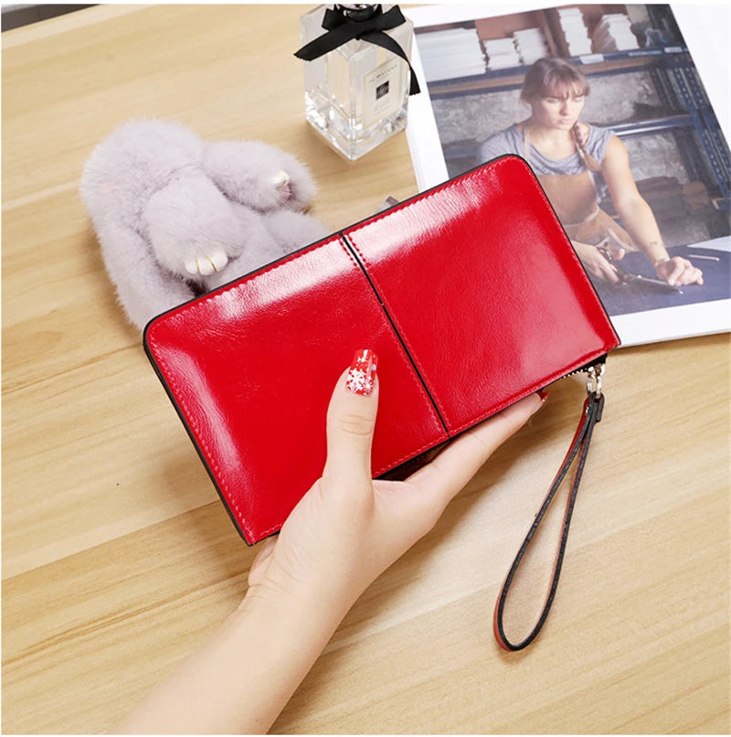 Women's Vintage Oil Wax Leather Zipper Clutch Wallet Female Large Capacity Coin Purse Ladies Wristband Simple Card Holder Wallet