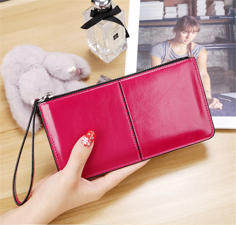 Women's Vintage Oil Wax Leather Zipper Clutch Wallet Female Large Capacity Coin Purse Ladies Wristband Simple Card Holder Wallet