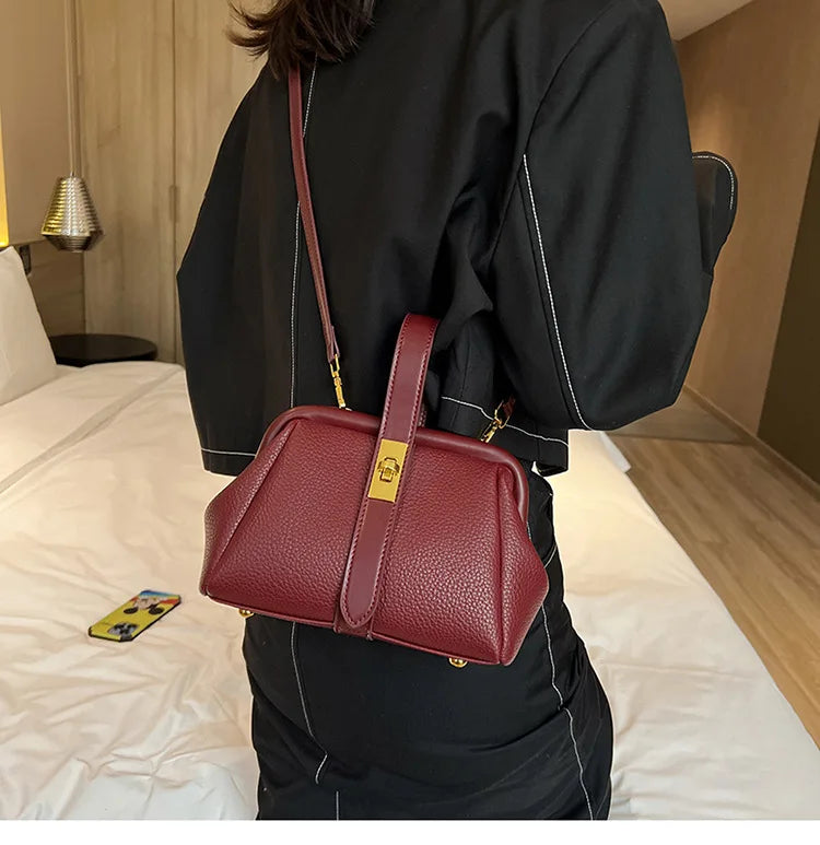 Women's Bags New Trend Handbags Quality Retro Designer Luxury Crossbody Bags Female Shopping Totes Shoulder Free Shipping