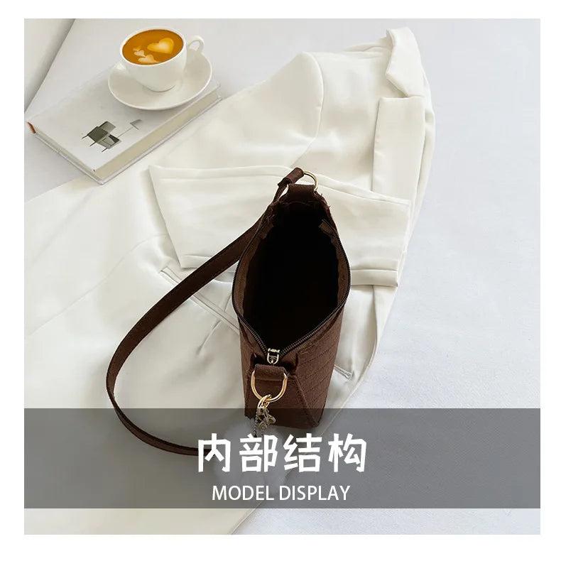 Mini Underarm Bag Female Chain Shoulder Pouch Hot Sale Ladies PU Leather Fashion Women Handbag Solid Color Casual Bags