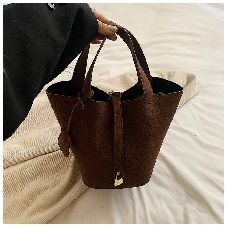 Basket Bag for Women 2024 Autumn and Winter New Frosted Bucket Bag Handbag Casual Red Wedding Bag