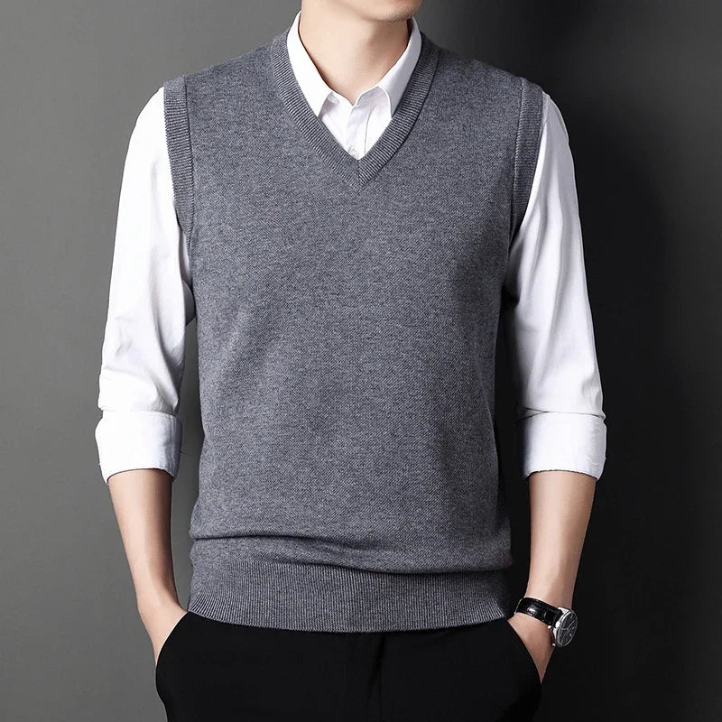 Men's Solid Color Sweater Vest Casual Fashion Warm Top