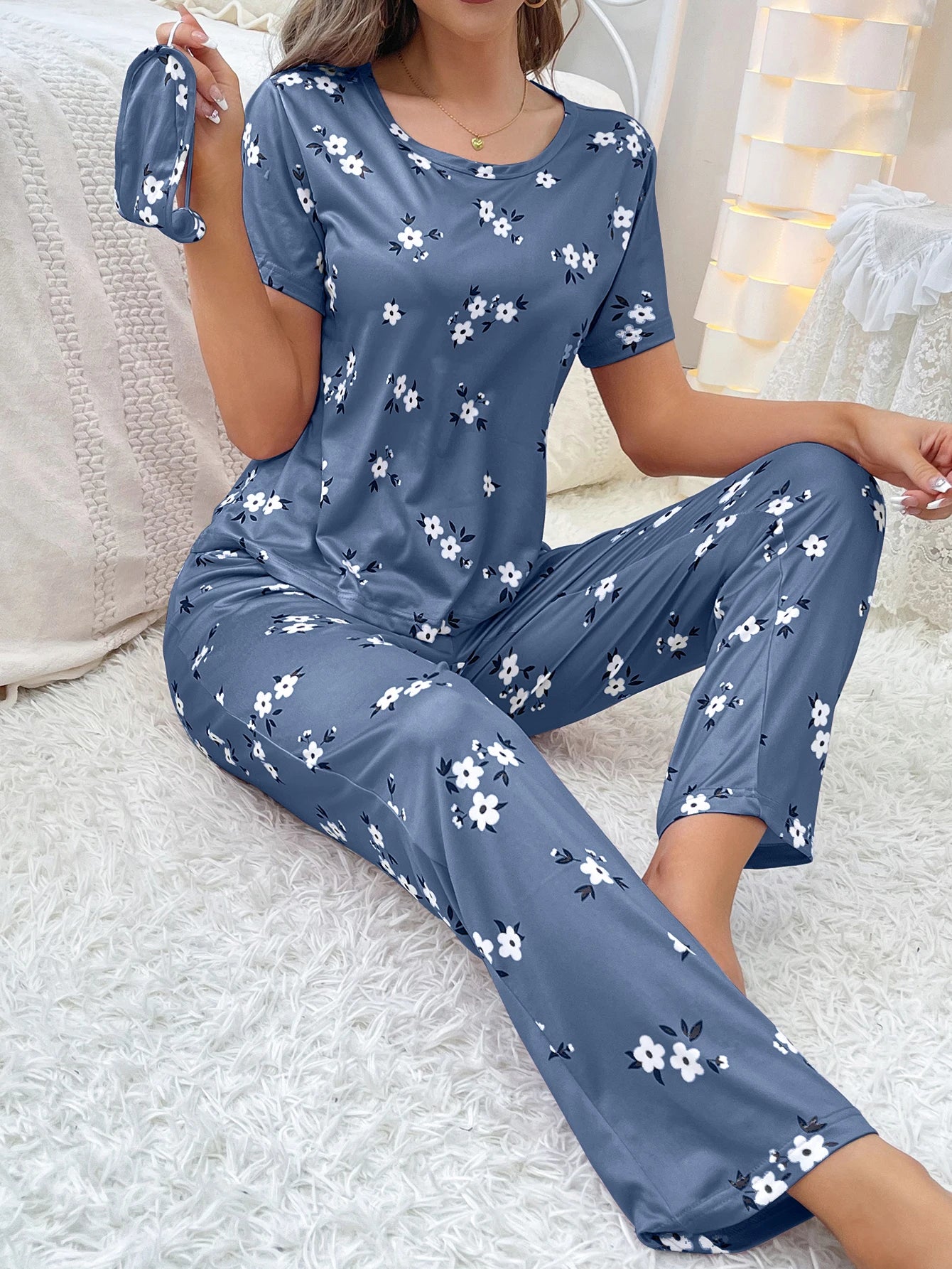 Nouveaux pyjamas à manches courtes pour femmes, vêtements de maison, motif d'amour, décontractés et confortables