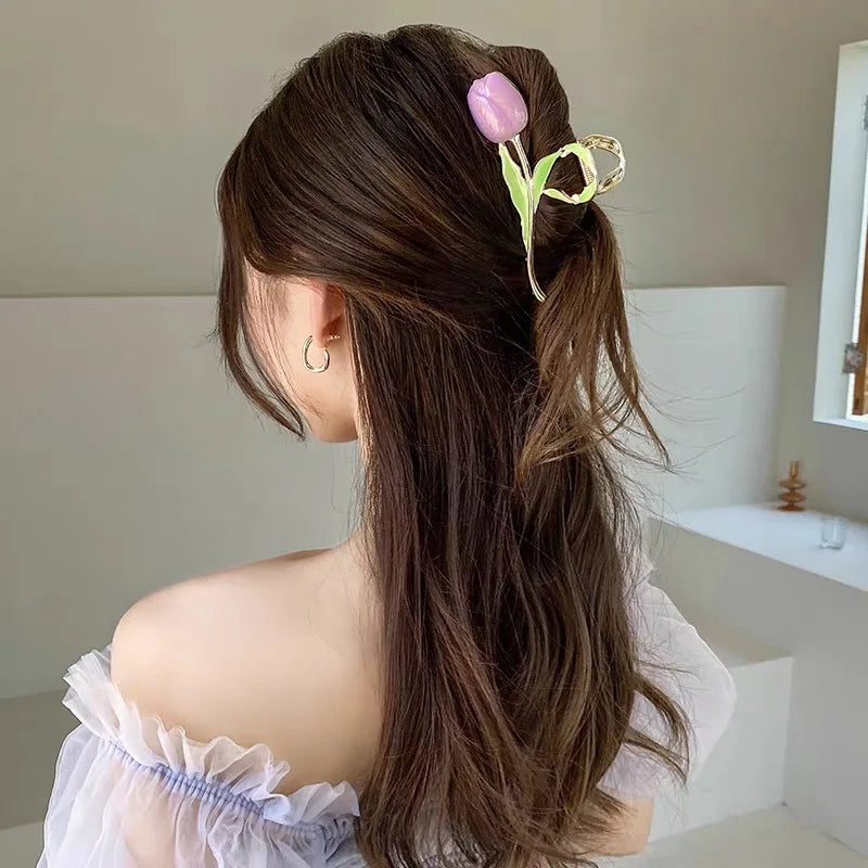 Women Elegant Flowers Hollow Geometric Metal Hair Claw Vintage Temperament  Hair Clips Sweet Hairpin Fashion Hair Accessories