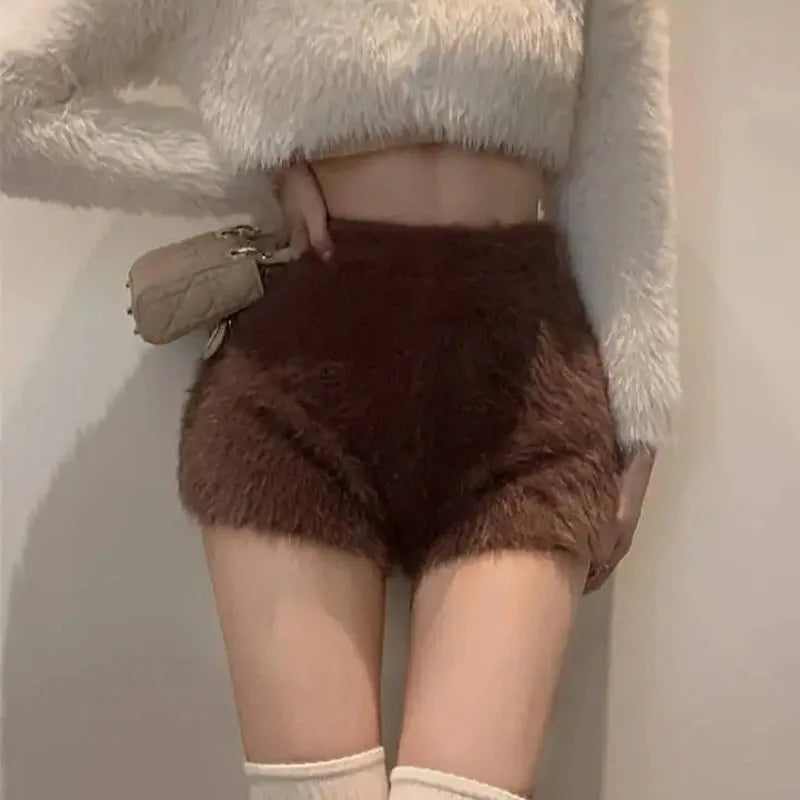 Black White Plush Shorts Womens Slim High Waist Winter Autumn Thick Velvet Pants Aesthetic Elegant Cute Y2k Korean Shorts