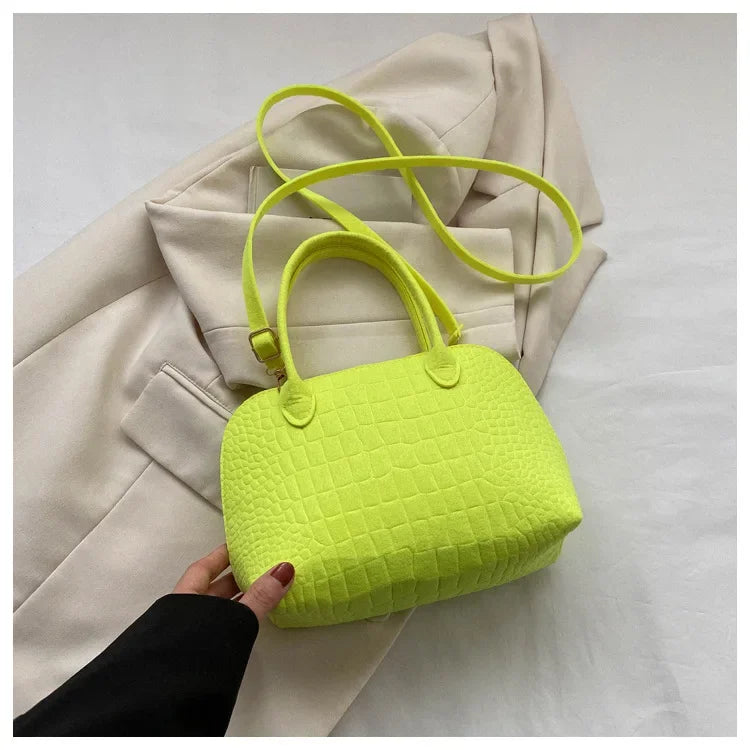 New Leisure Commuter Crossbody Bag for Women Shell Bag Fashion Simple Handbag Shoulder Bag Women Purse Сумка Женская