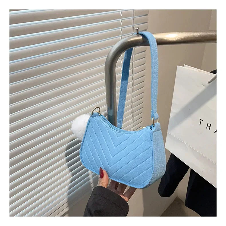 Sac à main tendance pour femmes, couleur unie, décontracté, sous les bras, pochette à bandoulière avec chaîne, sac fourre-tout en cuir pour dames