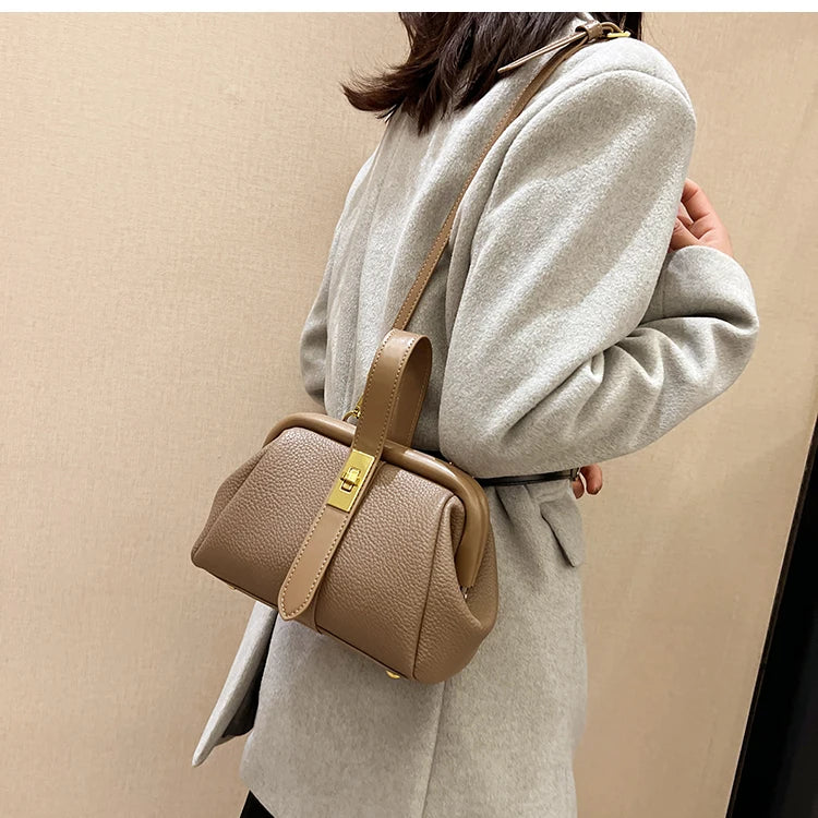 Women's Bags New Trend Handbags Quality Retro Designer Luxury Crossbody Bags Female Shopping Totes Shoulder Free Shipping