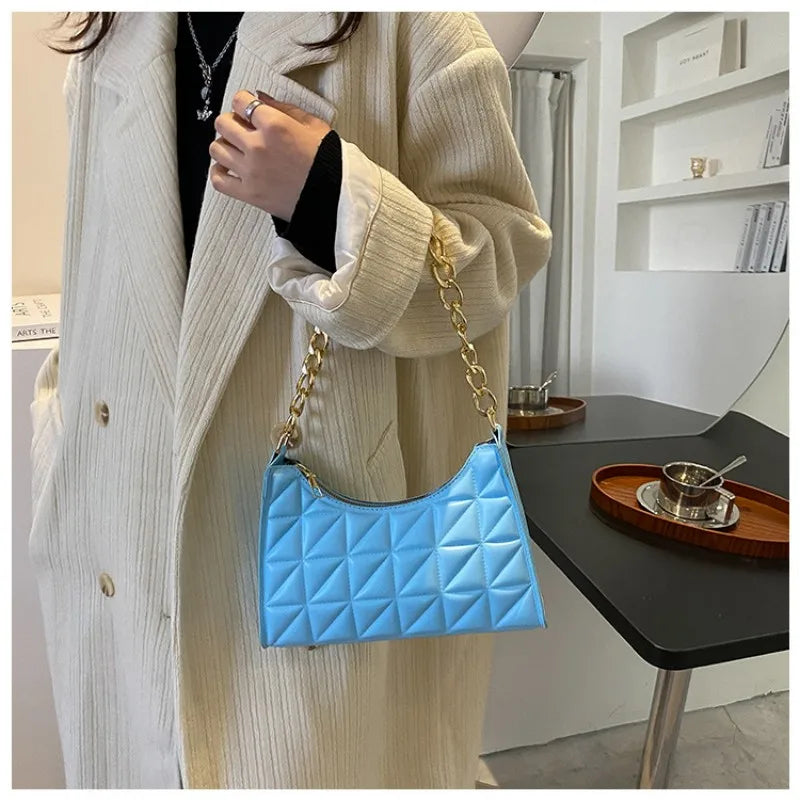 2023 New Women's Diamond Pattern Shoulder Bag Trend Chain Underarm Bag Fashion Texture Solid Color Handbag Female Shopping Bag