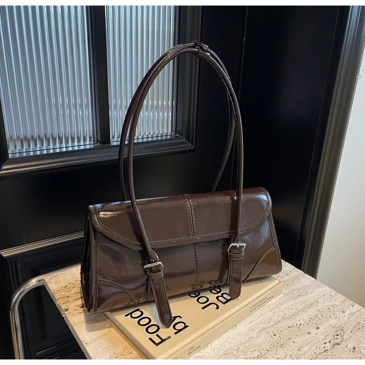 High End Burgundy Oil Wax Leather Underarm Bag Elegant Women's Magnetic Buckle Shoulder Bag Commuter Versatile Ladies Tote Bags