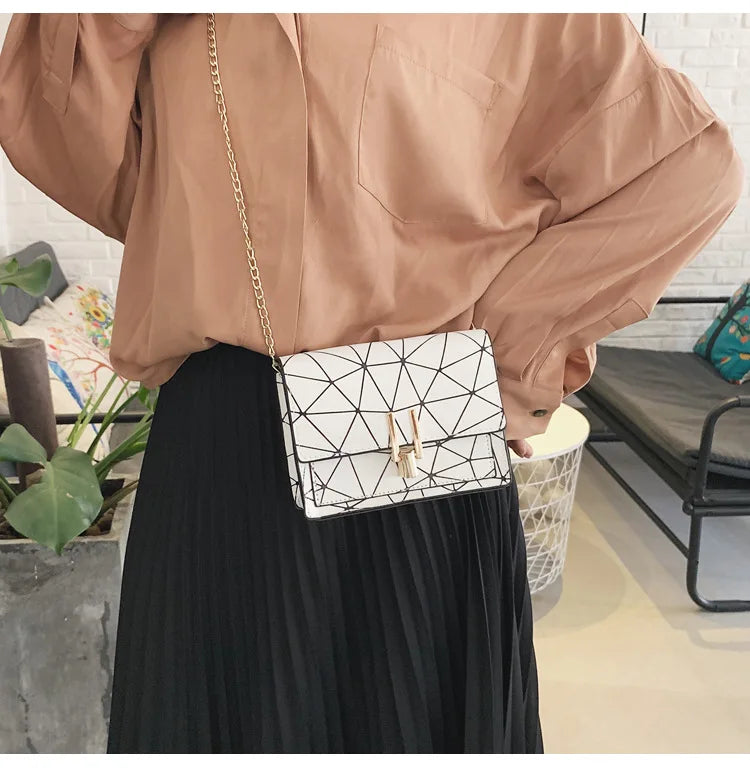 New Fashion Women Bag Over The Shoulder Small Flap Crossbody Bags Messenger Bag for Girl Handbag Ladies Phone Purse Bolso Mujer