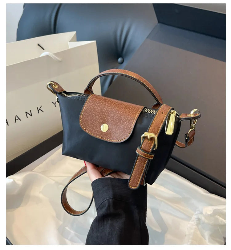 Retro Fashion Trend Hundreds of Shoulder Crossbody Women's Bag 2024 Early Spring New Niche Foreign Premium Feeling Handbag