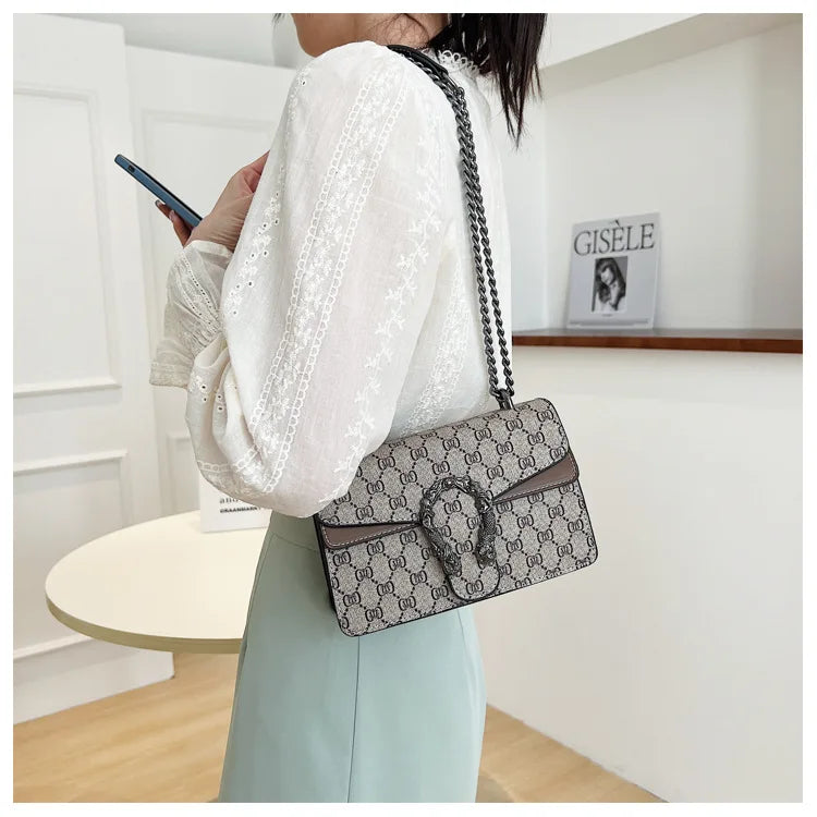 New retro printed chain bag popular underarm bag oblique span shoulder small square bag