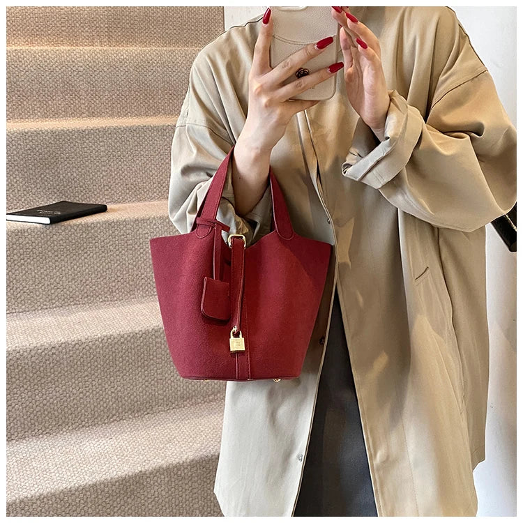 Basket Bag for Women 2024 Autumn and Winter New Frosted Bucket Bag Handbag Casual Red Wedding Bag