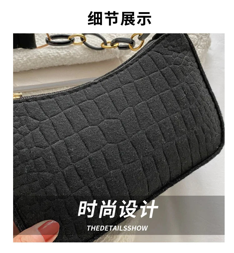 Fashion Felt Shoulder Bags for Women Women's Subaxillary Bag Design Advanced Texture Armpit Handbags Purses Crescent Saddle Bag