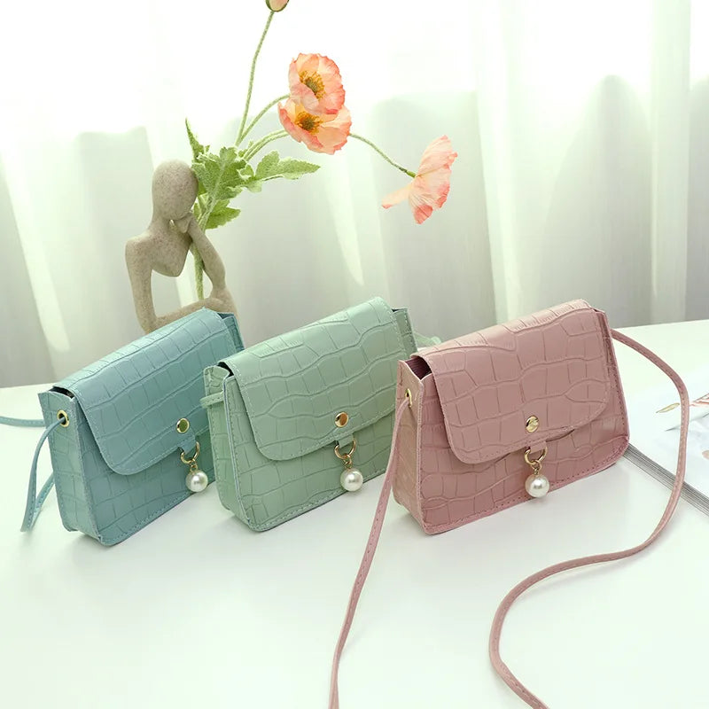 Fashion Simply PU Leather Crossbody Bag for Women Solid Color Shoulder Messenger Bag Lady Pendant Pearl Travel Small Handbag