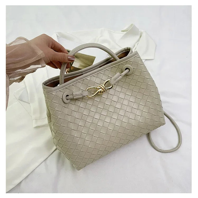 High end, large capacity handbag, women's simple woven bag, practical and versatile single shoulder crossbody bag