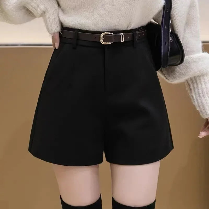 Black Woolen Shorts Women's Autumn/winter Outerwear Petite High-waisted Bell Bottoms 2023 New Slimming Base Boot Pants