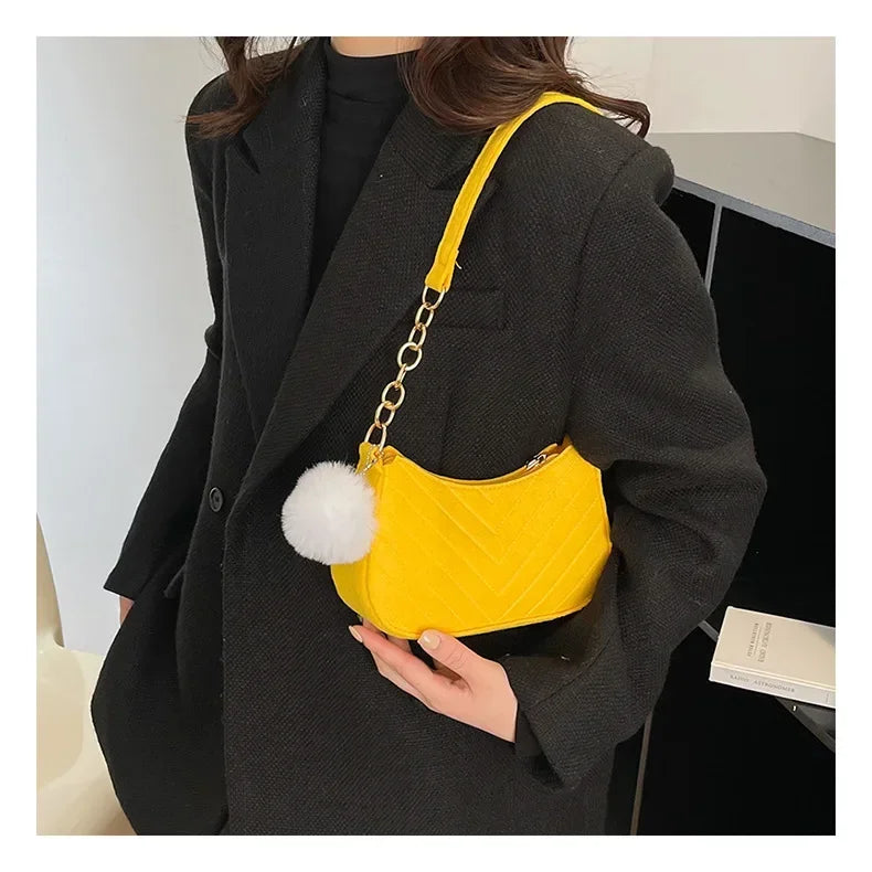 Sac à main tendance pour femmes, couleur unie, décontracté, sous les bras, pochette à bandoulière avec chaîne, sac fourre-tout en cuir pour dames