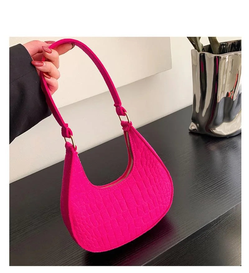 Retro Women Shoulder Bag Handbag Pure Felt Fashion Leisure Underarm Bag Crescent Saddle Bag For Ladies Advanced Armpit Bag