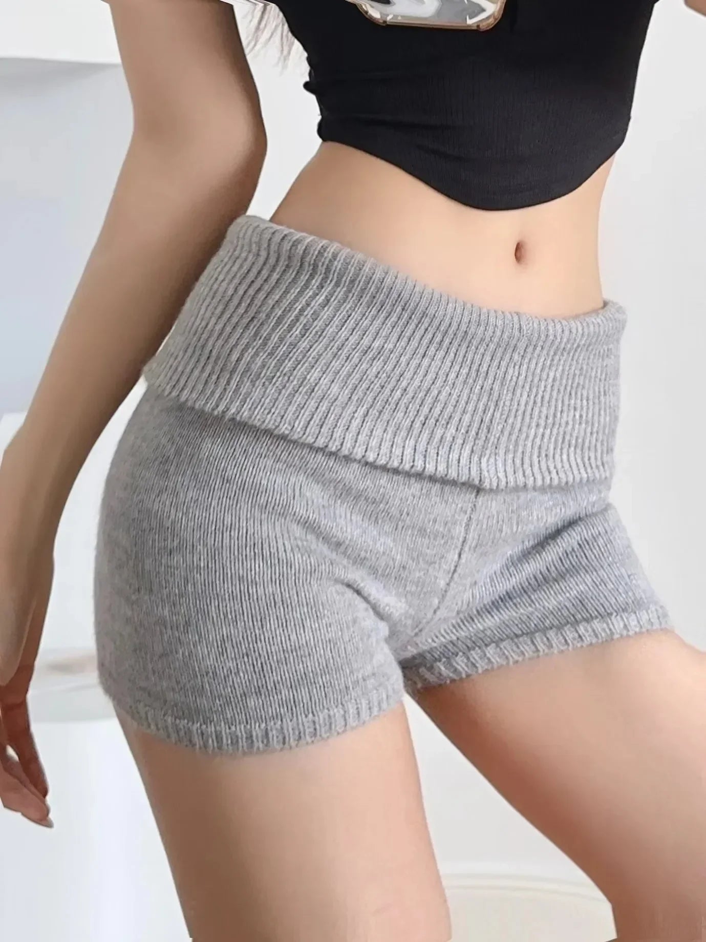 2024 New Elastic Solid Color Knit Shorts Sweet Elegant Style Versatile Four Seasons Three-quarter Length Pants Match Spicy Girl