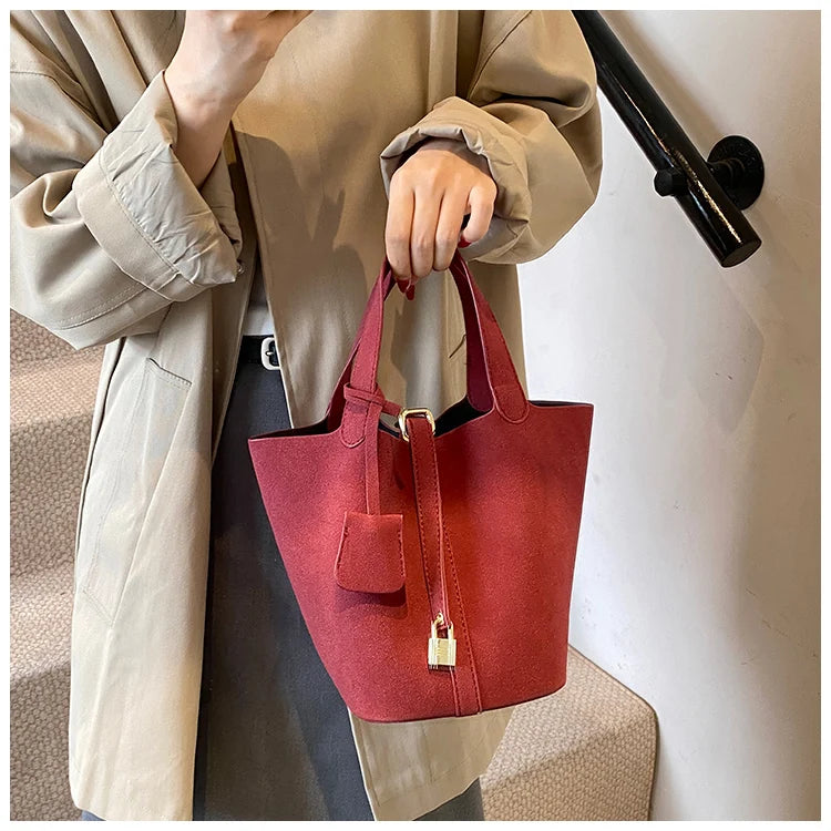 Basket Bag for Women 2024 Autumn and Winter New Frosted Bucket Bag Handbag Casual Red Wedding Bag