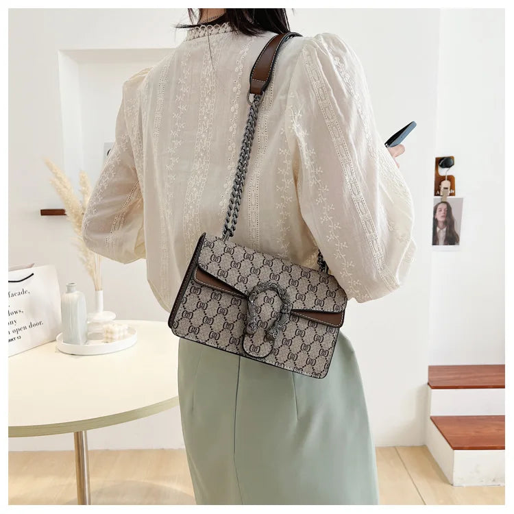 New retro printed chain bag popular underarm bag oblique span shoulder small square bag