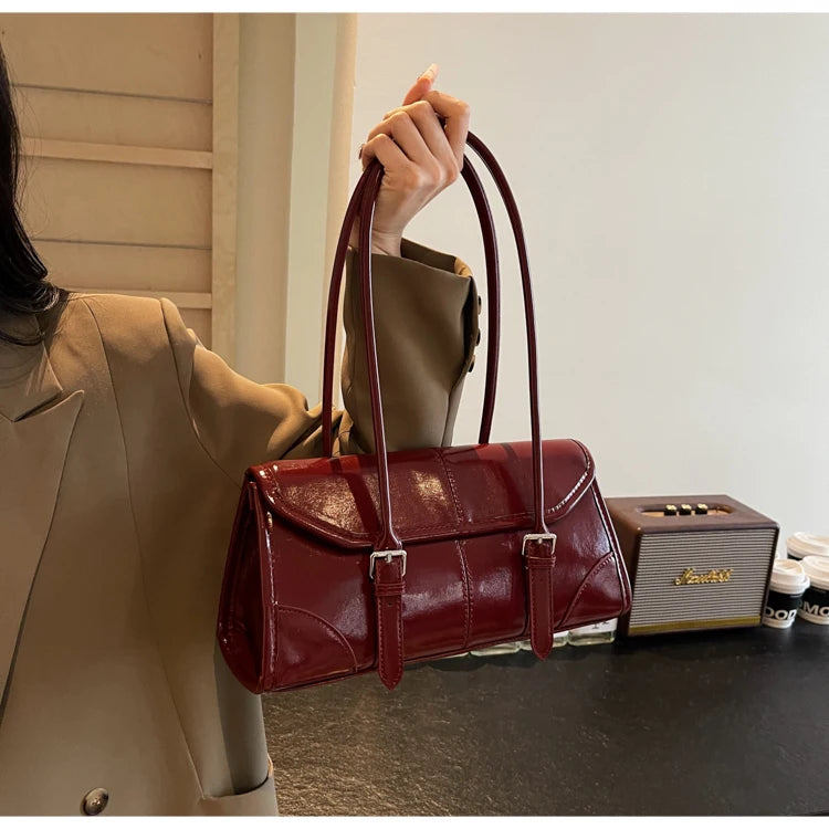 High End Burgundy Oil Wax Leather Underarm Bag Elegant Women's Magnetic Buckle Shoulder Bag Commuter Versatile Ladies Tote Bags