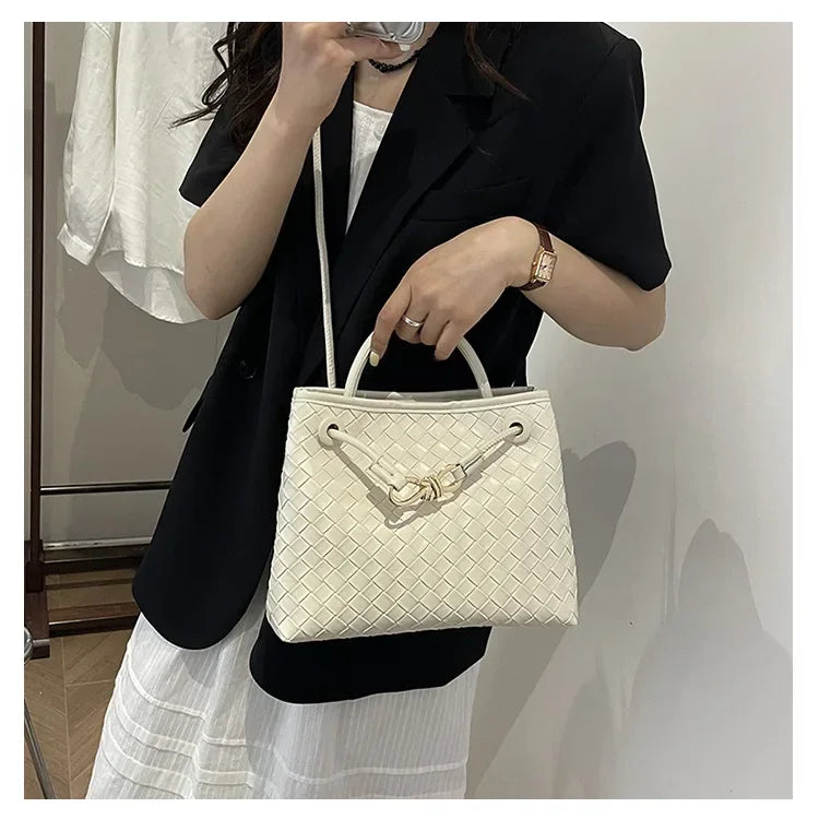 High end, large capacity handbag, women's simple woven bag, practical and versatile single shoulder crossbody bag