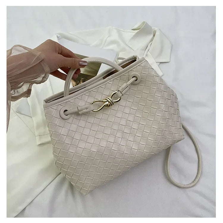 High end, large capacity handbag, women's simple woven bag, practical and versatile single shoulder crossbody bag