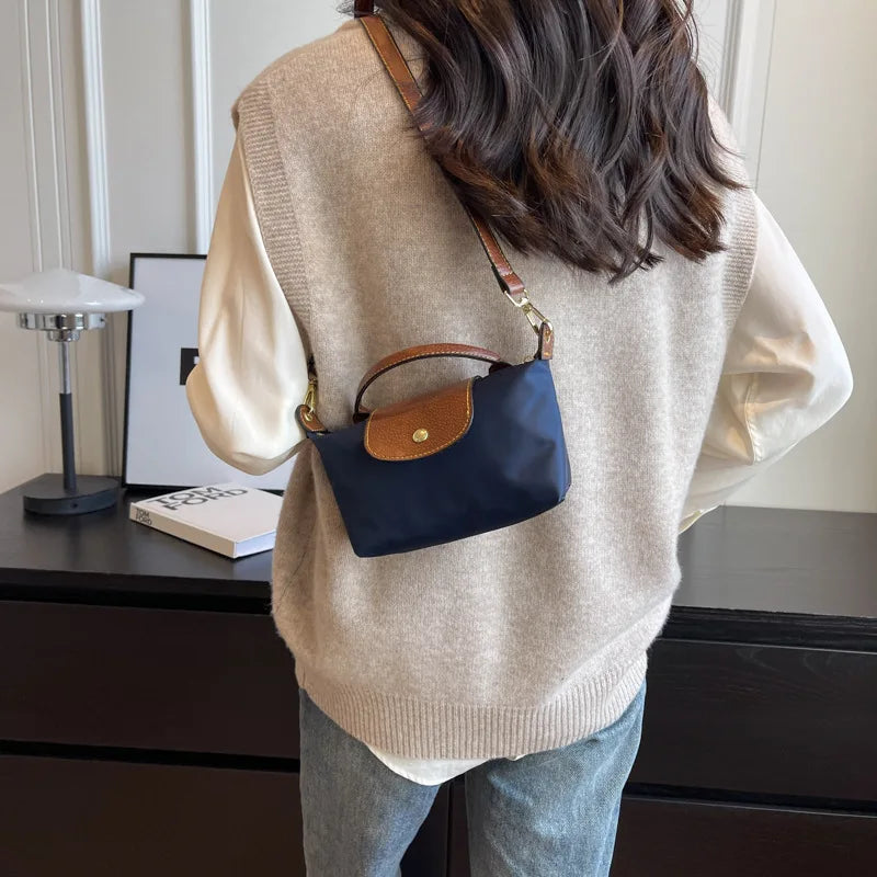 Retro Fashion Trend Hundreds of Shoulder Crossbody Women's Bag 2024 Early Spring New Niche Foreign Premium Feeling Handbag