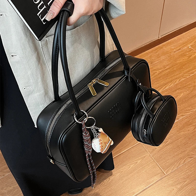 Brand New Fashion Luxury Designer Style Bowling Briefcase Premium Large Capacity Retro Commuter Bag Handbag Woman Tote Bag