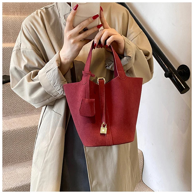 Basket Bag for Women 2024 Autumn and Winter New Frosted Bucket Bag Handbag Casual Red Wedding Bag