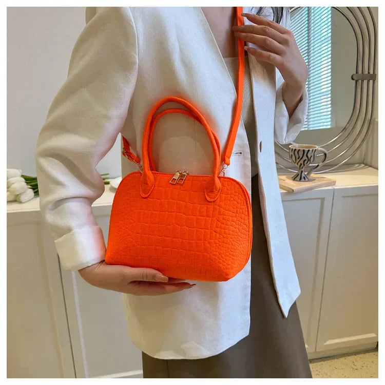 New Leisure Commuter Crossbody Bag for Women Shell Bag Fashion Simple Handbag Shoulder Bag Women Purse Сумка Женская