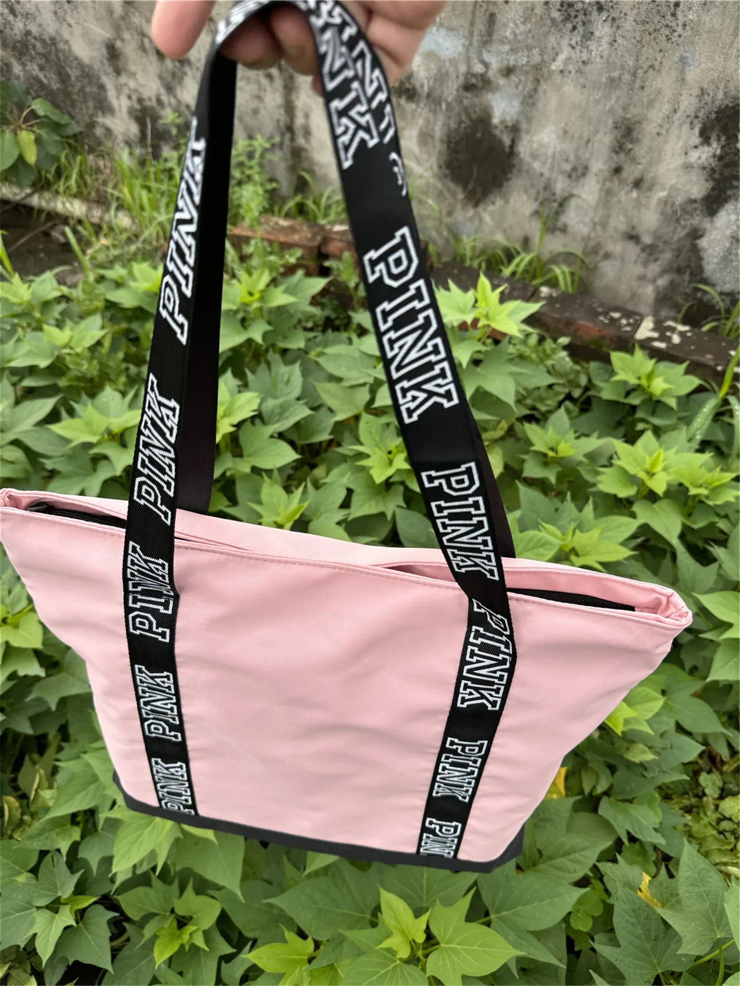 Sports Fitness Tote Bag Nylon Fabric Bags Women Handbag Pink Letter Graphic Tote Handbags Woman Shoulder Bags Casual