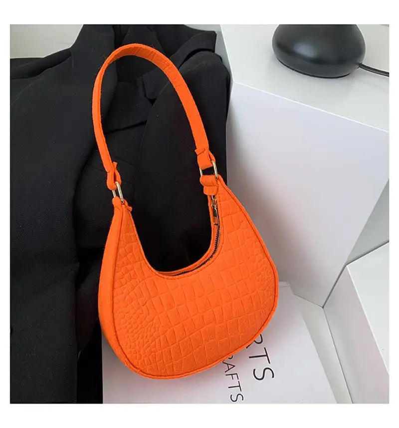 Retro Women Shoulder Bag Handbag Pure Felt Fashion Leisure Underarm Bag Crescent Saddle Bag For Ladies Advanced Armpit Bag