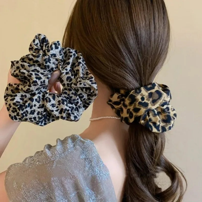 Retro Leopard Print Hair Scrunchie Ponytail Elastic Stretchy Hair Band Rope for Women Girls Creative Fashion Hair Accessory