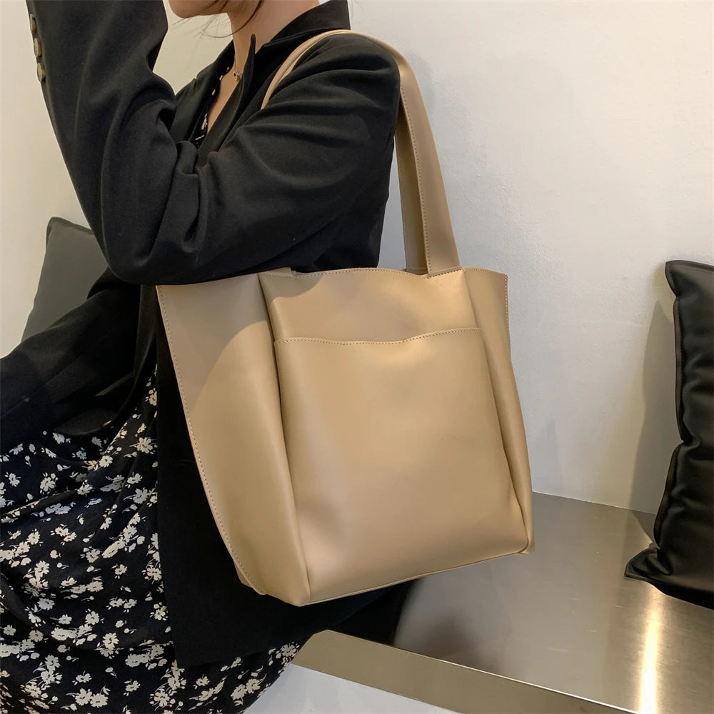 Sac fourre-tout décontracté en cuir souple de haute qualité pour femme, couleur unie, grande capacité, sac à bandoulière simple avec poche extérieure