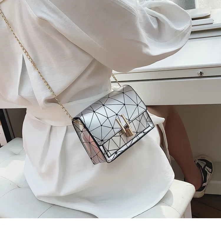 New Fashion Women Bag Over The Shoulder Small Flap Crossbody Bags Messenger Bag for Girl Handbag Ladies Phone Purse Bolso Mujer