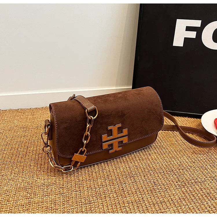 French niche 2024 new bag autumn and winter retro shoulder armpit senior fashion crossbody bag simple small square bag