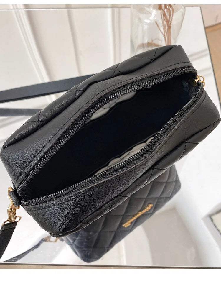 2023 Tassel Small Messenger Bag For Women Trend Lingge Embroidery Camera Female Shoulder Bag Fashion Chain Ladies Crossbody Bags