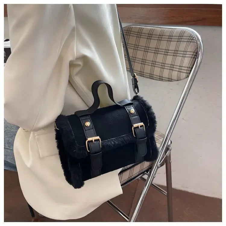 Winter Women Crossbody/shoulder Bag 2023 New Lamb Plush Velvet Bag Lady Small Square Handbag French Korea Style