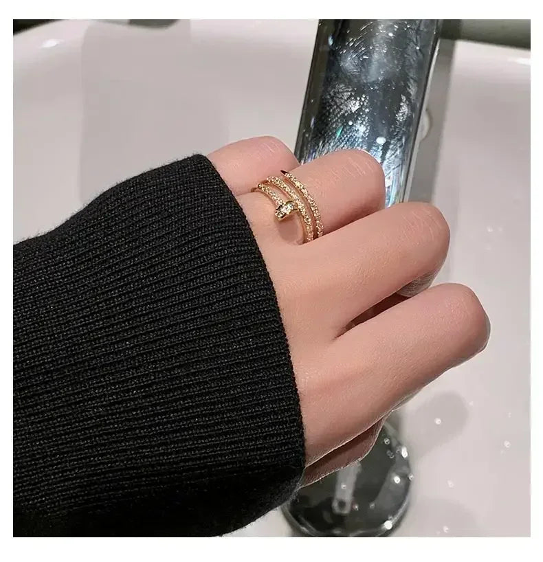 2024 Corée Nouvelle Mode Bijoux Exquis Plaqué Or 14K AAA Zircon Bague Élégante Femme Ouverture Réglable Cadeau De Mariage