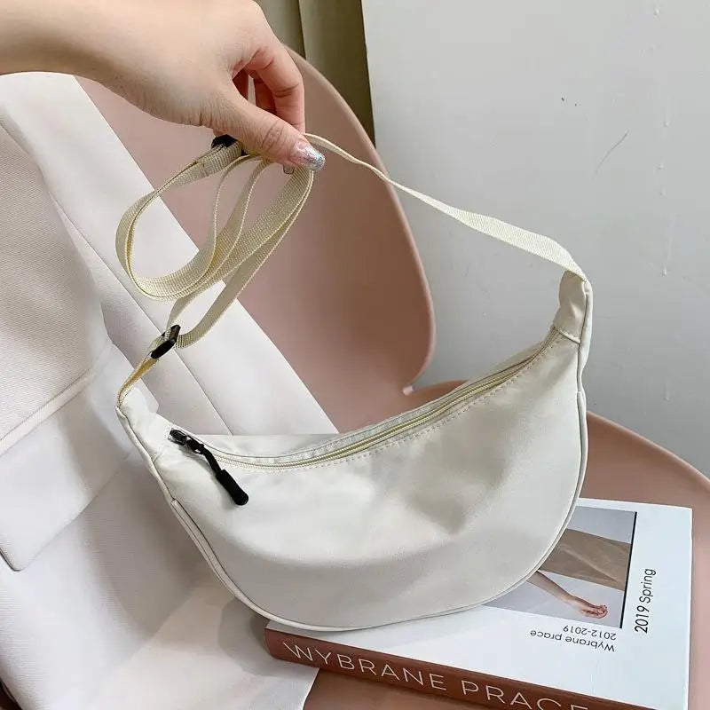 2023 New Nylon Messenger Bags Fashion Dumpling Bag for Women Nylon Crossbody Bag Half Moon Armpit Bag Large Shoulder Bags