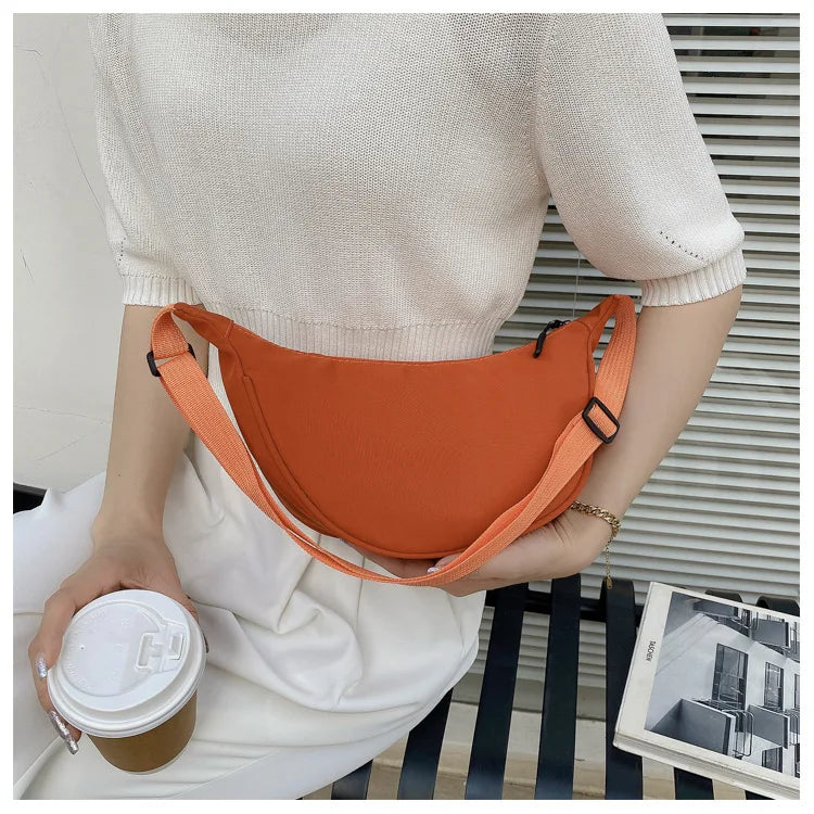 2023 New Nylon Messenger Bags Fashion Dumpling Bag for Women Nylon Crossbody Bag Half Moon Armpit Bag Large Shoulder Bags