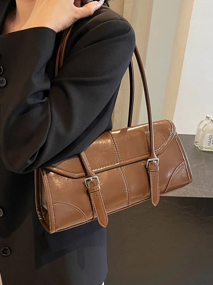 High End Burgundy Oil Wax Leather Underarm Bag Elegant Women's Magnetic Buckle Shoulder Bag Commuter Versatile Ladies Tote Bags