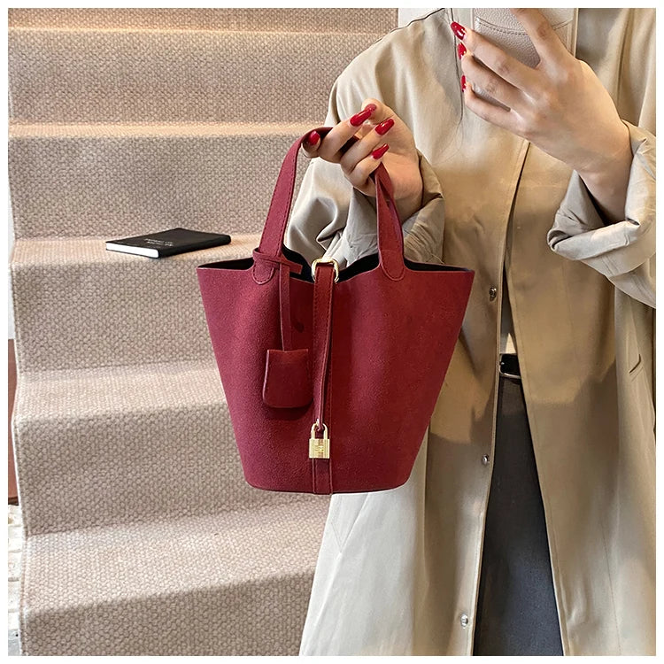 Basket Bag for Women 2024 Autumn and Winter New Frosted Bucket Bag Handbag Casual Red Wedding Bag