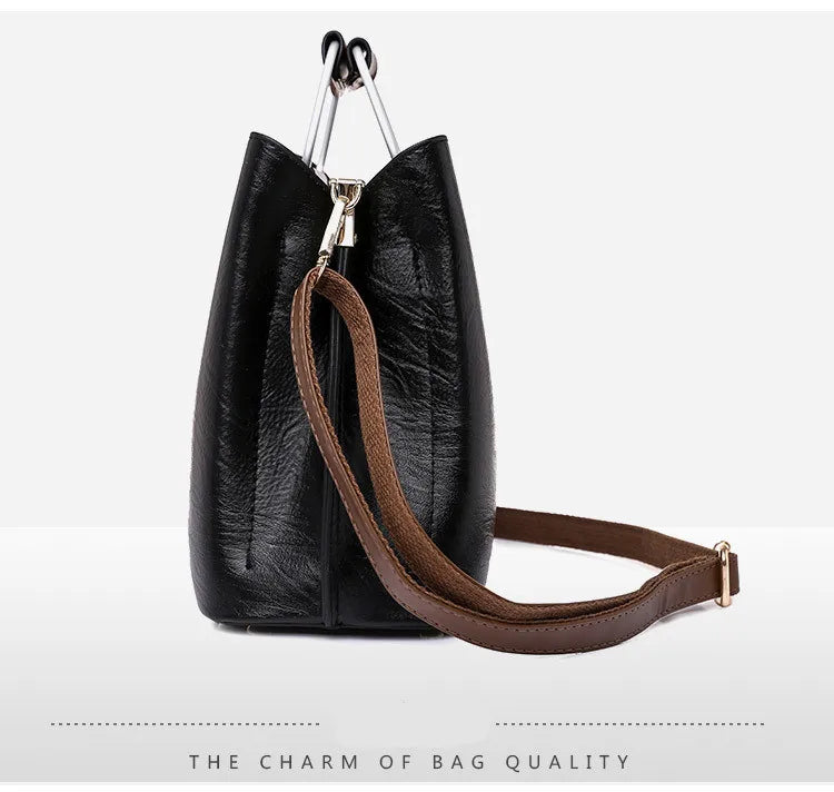 PU Soft Leather Texture Handbag New Cross-border Women's Bag Niche Design Fashionable Shoulder Bag Large Capacity Tote Purse