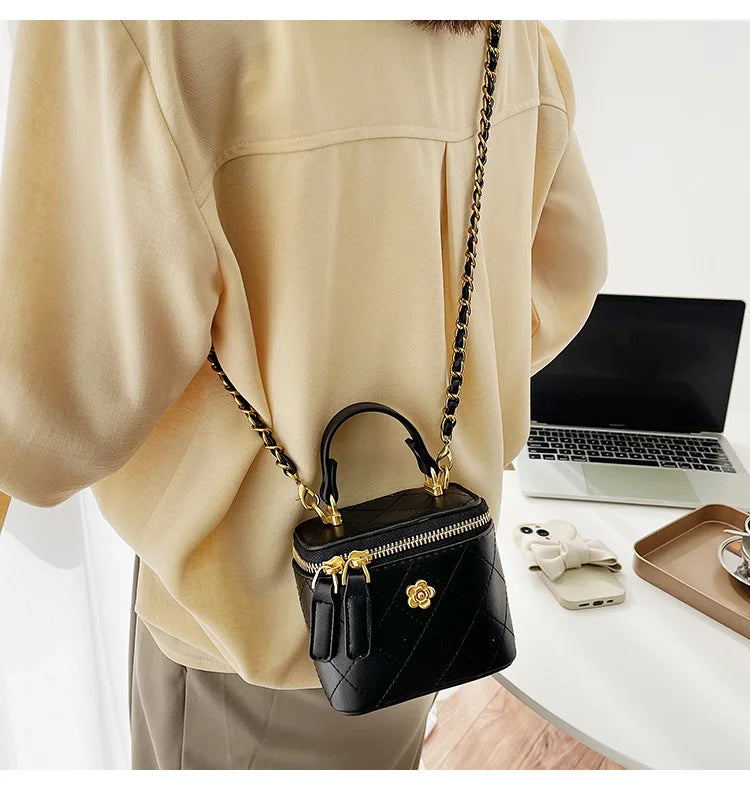 Small  Shoulder Bucket Bag For Women Classic Mini Clutches Female Small Square Box Crossbody Metal Chain Handbag